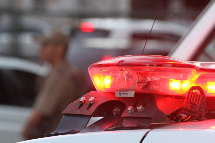 Homem é preso em flagrante após agressão contra esposa grávida em Cruzeiro do Sul