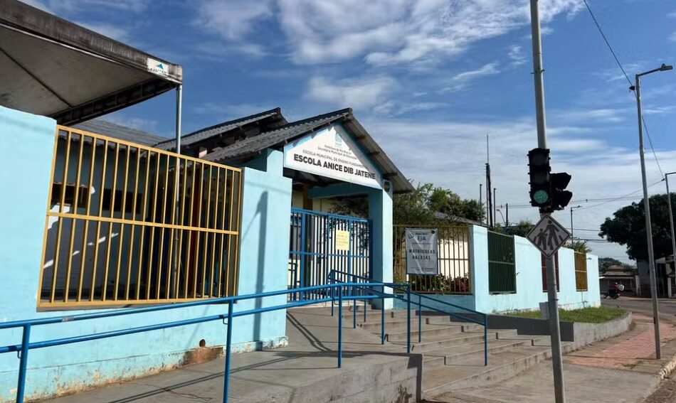 Greve na educação municipal de Rio Branco continua e já atinge mais de 50 unidades de ensino