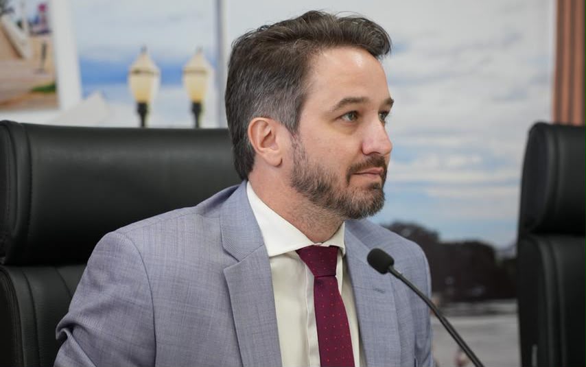 Vereador Felipe Tchê registra 550 proposituras no primeiro semestre de 2026 na Câmara de Rio Branco