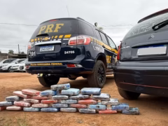 Fiscalização na BR-364 resulta na apreensão de 34 quilos de skunk escondidos em carro no Acre