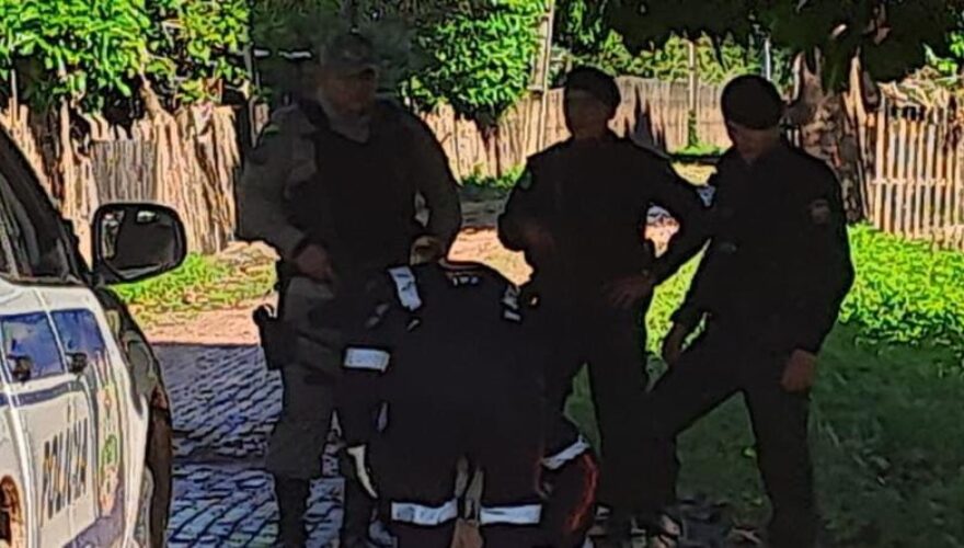 Adolescente fica ferido ao ameaçar policial com simulacro 
Foto Divulgação