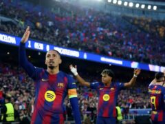 Barcelona goleia adversário no Camp Nou e avança às quartas da Liga dos Campeões