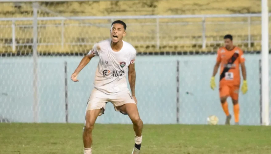 O atacante Marquinhos marcou o segundo gol da vitória do Independência. Foto/Manoel Façanha