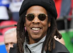Mulher que acusou Jay-Z de estupro recua, pede desculpas a Beyoncé e nega ter sido paga
