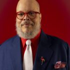 Ed Motta vai do electro funk à bossa nova no primeiro álbum em português em 13 anos