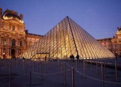 Roubo no Museu do Louvre, em Paris, vai virar filme e série documental