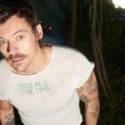 Como Harry Styles ganhou 'sósias' no pop e se distancia deles em novo disco; leia análise
