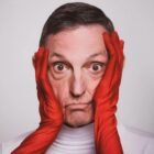 Paulo Miklos extrapola o karaokê em 'Coisas da vida', álbum de 'crooner' com viés existencialista e moldura orquestral