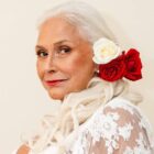 Fafá de Belém chega aos 70 anos como uma personalidade do Brasil que vive e canta com a intensidade das pororocas