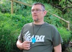 BBC determina investigação após insulto racista ser exibido na transmissão do BAFTA