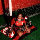 Entre o Flamengo e o hip hop... quem é N.I.N.A, rapper carioca que vai se apresentar no Lollapalooza