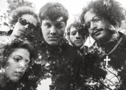 BNegão, Kiko Dinucci, Nabru, Thalin e Sol participam de 'Acromatopsia', EP da banda paulistana de rock Naimaculada