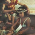 Filme 'Nem tudo é paz e amor' joga luz sobre as dores e delícias dos filhos da contracultura musical dos anos 1970