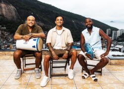 Grupo Clareou grava álbum audiovisual em show na favela da Rocinha, com o cantor Mumuzinho entre os convidados