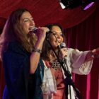 Jussara Silveira e Sylvia Patricia vibram e se afinam na pulsão poética da música de Waly Salomão porque a vida é sonho