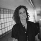 Zélia Duncan dá passo à frente com a fricção de 'Agudo grave', álbum autoral que evolui como 'sólido que escorre'